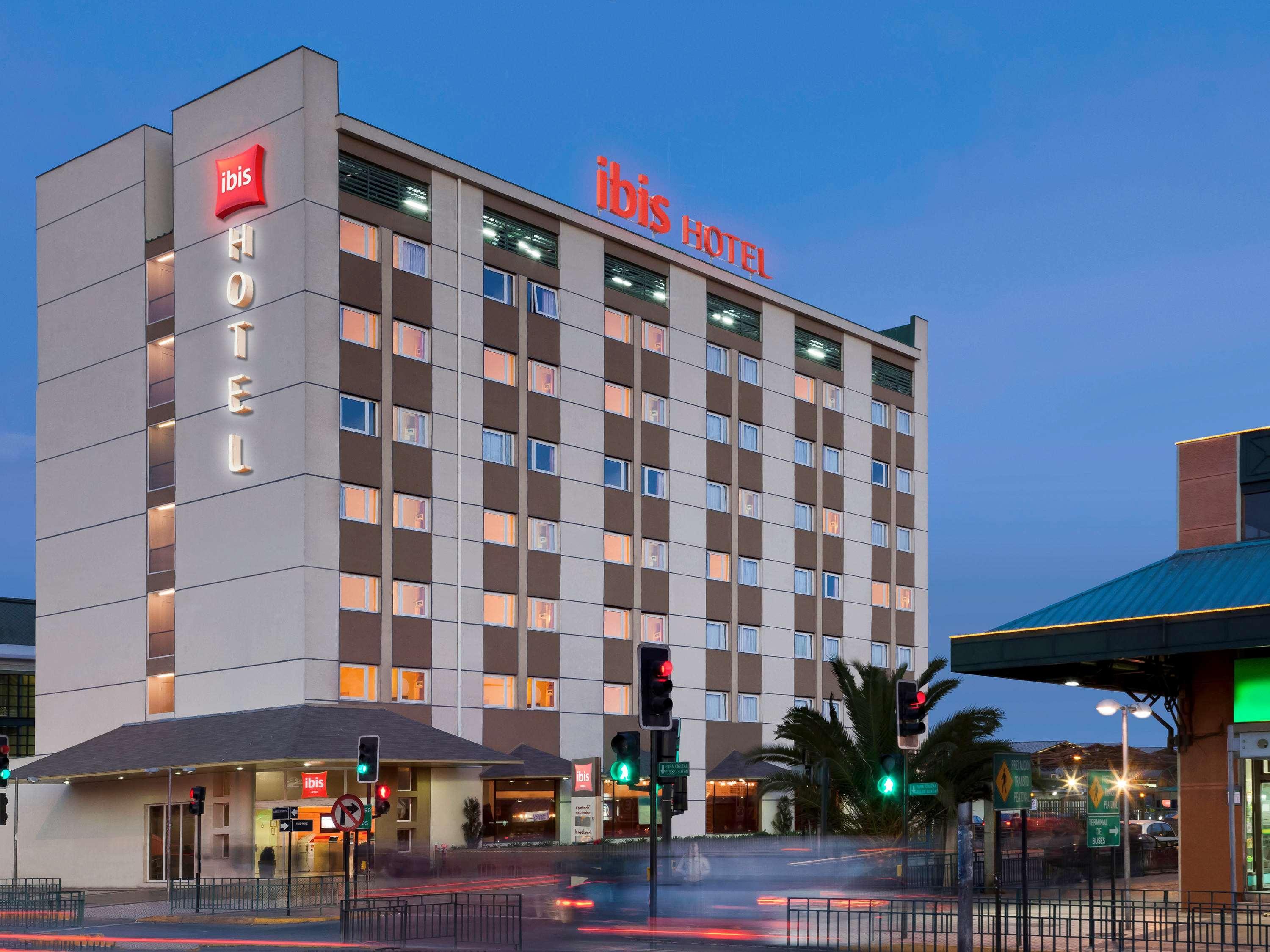 Ibis Santiago Estacion Central Exteriör bild